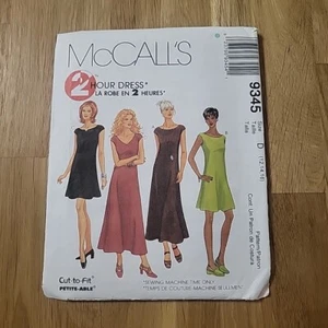 Vintage McCall's 9345 Damen Schnittmuster Größen 12-16 ungeschnitten Fabrikfalten OOP - Bild 1 von 4