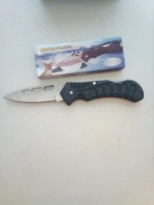 Gentle Folder Whitetail Cutlery 4.5" Closed Blade Black NEW(h1) - Picture 1 of 1