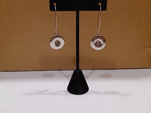 Silver kidney shaped pierced snap button wire earrings - Picture 1 of 1