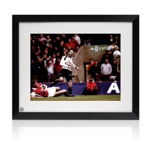 Ryan Giggs Signed Manchester United Football Photo: Semi-Final Goal. Framed - Picture 1 of 4
