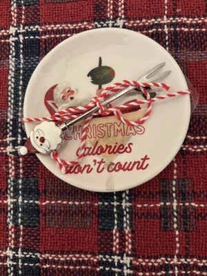 Mud Pie 4 英寸 Appetizer Tapas 假日圣诞圣诞老人盘子带叉子 — 第 1/2 张图片