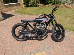 Honda CG125 - 1999 Brat / Cafe Racer / Custom - Picture 1 of 12
