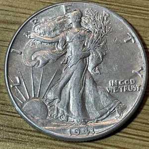 Mezzo dollaro 1941 Walking Liberty AU condizioni 90% argento - Foto 1 di 2