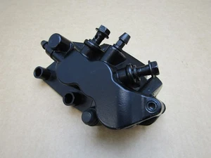 Benelli BN 125 2025 446 km Bremssattel vorne (15403) - Bild 1 von 5