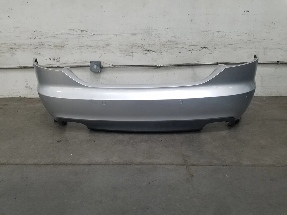 Conjunto de para-choque traseiro Audi S6 Quattro C6 2007 #5876 Y5 - Imagem 1 de 4