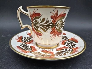 Taza de té y platillo Royal Chelsea Bone China con patas Inglaterra dorado naranja - Imagen 1 de 13