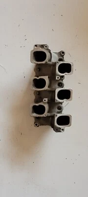 Верхний впускной коллектор 2004-2007 Cadillac CTS - Изображение 1 из 4