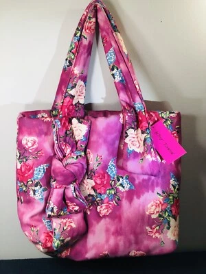 Betsey Johnson романтический цветочный фиолетовый/розоватый лаванды подушка говорить сумка с короткими ручками новый с Ярлыками $98 - Изображение 1 из 4