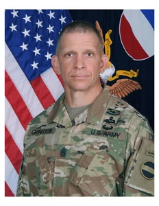 United States Army Sergeant Michael A. Grinston 8x10 Photo On 8.5" x 11" - Picture 1 of 1