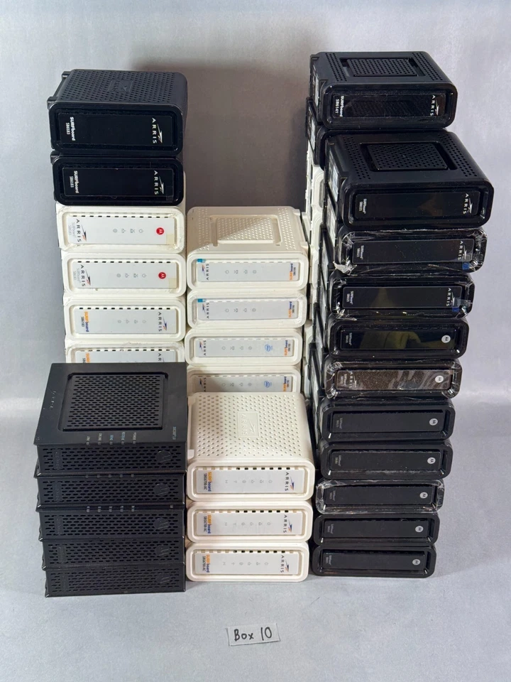 Lot of 45 ARRIS SURFboard SB6121, SB6120, SB6141, SB6183, SB6190, SBG6700-AC - Image 1 of 4