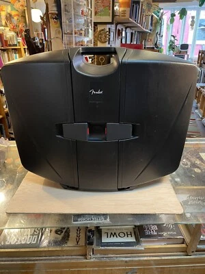 Sistema de megafonía todo en uno Fender 6942000000 Passport Conference S2 175 vatios Foto 1 de 4