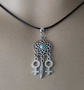 LGBTQ+ Lesbian Halskette Bisexual Transgender CSD Pride Halsschmuck - Picture 1 of 16