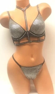 Victoria's Secret Fashion Show Rhinestone Long Line Bra Thong Set 32D Med NWT - Picture 1 of 12