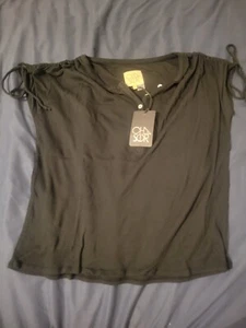 Chaser Black Tie rooshed sleeve tee size medium new with tags - Picture 1 of 4