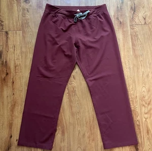 Figs Scrub Pants Size Large Petite Burgundy Dark Red Nurse Technical Collection - Picture 1 of 7