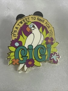 Spilla Disney Gigi GWP dalla Sala Tiki Incantata è un tweet da cantare per te - Foto 1 di 2
