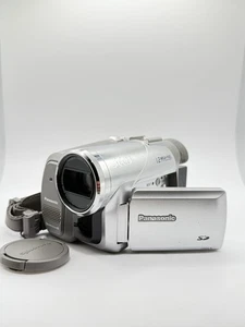 Panasonic PV-GS65 LCD 3CCD MiniDV Camcorder — CAMCORDER ONLY — TESTED WORKING✅ - Picture 1 of 8