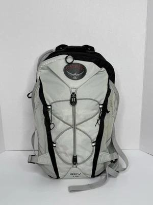 Osprey Rev 1.5 Pack Hidratación en Gris Sin Vejiga Foto 1 de 3