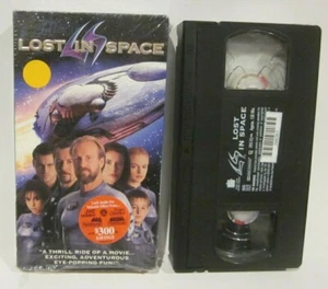 LOST IN SPACE (VHS 1998) Matt Le Blanc Gary Oldman, William Hurt - Picture 1 of 6