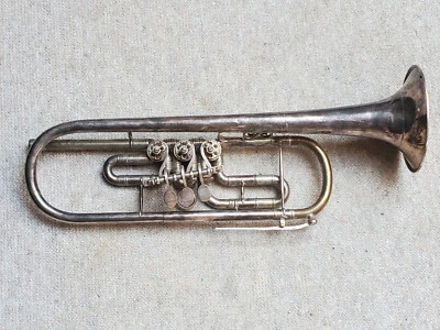 Schöne alte Bb Trompete  mit Heckelschnecke und breitem Neusilberkranz - Bild 1 von 4