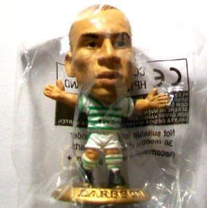 Corinthian Microstars CELTIC Home LARSSON GOLD BASE MC902 Collection Completerz - Picture 1 of 1