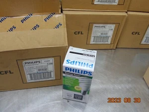 6pk 13w T2 Cfl Bulb Single 414029 PHILIPS LIGHTING LOT OF 6 FREE SHIP 900 LUMENS - Picture 1 of 3