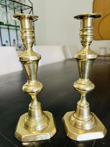 late Georgian brass Candlestick pair, medium 9.5 inch, 19th century - Picture 1 of 8