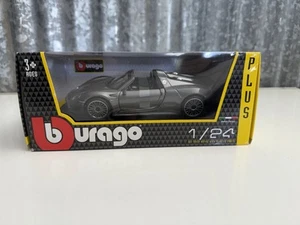 Burago 1/24 Scale 18-21076 - Porsche 918 Spyder - Grey (E5) - Picture 1 of 8
