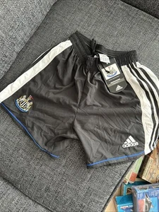 VINTAGE NEWCASTLE UNITED SHORTS - ADIDAS - W32” - NEW / OLD STOCK - Picture 1 of 6