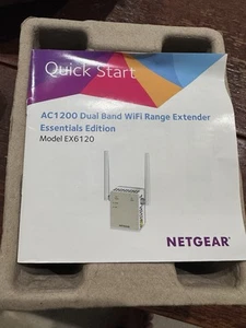 NETGEAR EX6120-100NAS AC1200 Dual Band WiFi Range Extender - Afbeelding 1 van 8