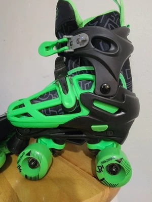 Roller Derby Roller Skate / Roller Blade Combo Never Worn. Size 3-6 Kids - Image 1 of 4