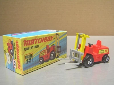 Matchbox Superfast MB15 Forklift Truck Gray Forks Yellow Hoist Mint Condition - Image 1 of 4