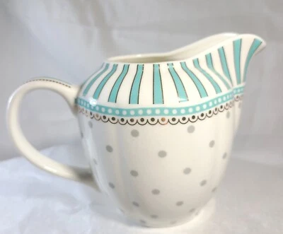 Grace Teaware CREAMER Porcelana Verde azulado Blanco Oro Acento Gris Lunares Foto 1 de 4