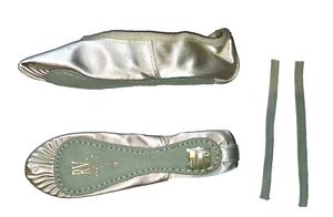 Ballettschläppchen aus Satin - SSS Gr. 32 Farbe Elfenbein - Bild 1 von 2