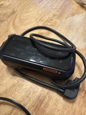 Зарядное устройство для электровелосипеда Shimano Steps EC-E6002 с кабелем переменного тока отличное состояние товара - Изображение 1 из 3