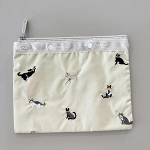 Lesportsac Cat Embroidery 1zipper Pouch NWOT - Picture 1 of 3