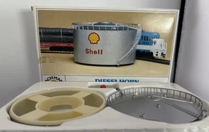 Bachmann Shell Oil Storage Tank with Diesel Horn HO Scale For Trains; Accessory - Picture 1 of 24