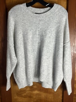 Suéter Vince Camuto Jazz Club Mujer Talla L Gris Blanco Costura Central Cuello Redondo Suave Foto 1 de 4