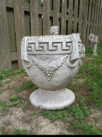 🍇 Antique VTG 17" GREEK Key URN Grapevine Cement PLANTER ~ Weathered PATINA! Cover