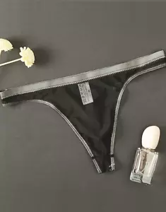Perizoma uomo con marsupio rigonfiamento nero grande senza marchio nuovo con etichetta (in confezione) 1610 - Foto 1 di 4