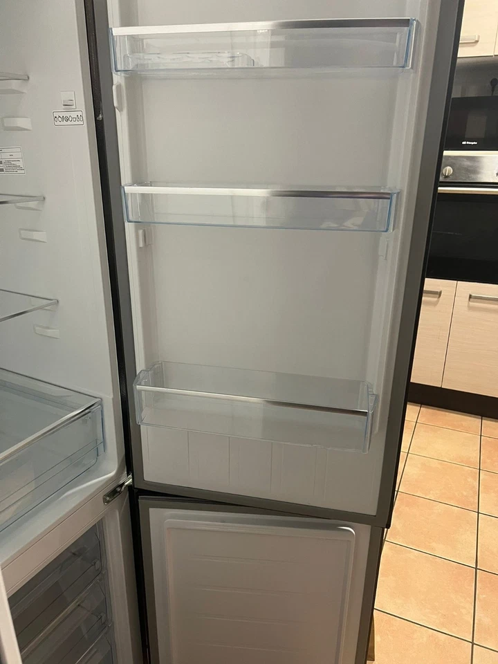 Nevera CHIQ seminueva - Imagen 1 de 4