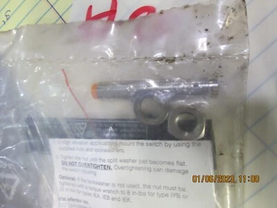 IE5329 INDUCTIVE SENSOR - Image 1 of 2