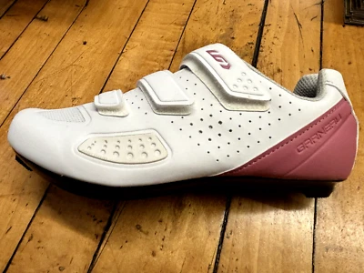 Garneau Jade II Women's Road/Spin Cycling Shoe NEW IN BOX - Image 1 of 4