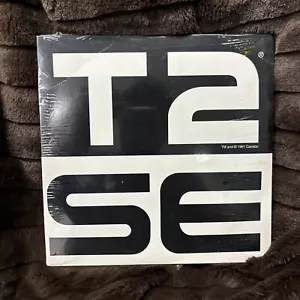 TERMINATOR 2 JUDGMENT DAY LASERDISC Promotional Trailer RARE 1993 - Picture 1 of 4