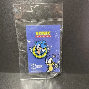 NEW USA EXCLUSIVE BRAND NEW ZANINI SONIC THE HEDGEHOG PIN BADGE! SEGA GAME PROMO - Picture 1 of 3