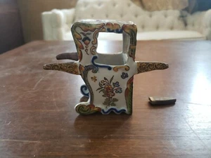 Vintage Porcelain Hand Carriage Figurine - Saint Malo Stamped On Bottom - Picture 1 of 8