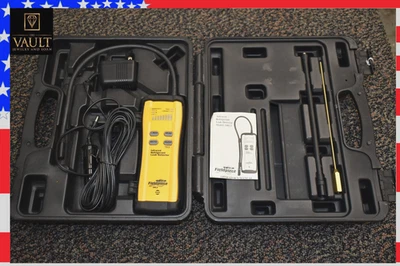 Fieldpiece SRL2K7 Infrared Refrigerant Leak Detector Kit w/ Case & Accessories - Image 1 of 4