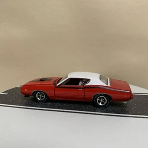 M2 Machines Detroit Muscle 1971 Dodge Charger Super Bee Hemi Red w/White Roof NM - Picture 1 of 15