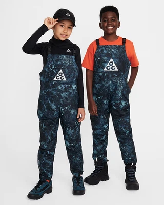 Nike ACG Niños Niñas Niños Calce Térmico Primaloft Mono Babero Mediano $150 Foto 1 de 4