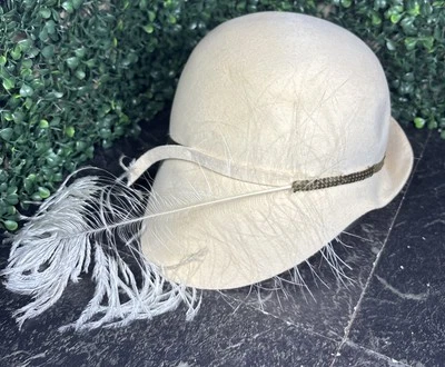 De colección ADOLFO II "EXCELLO" Blanco Pluma de Avestruz Lana Sombrero Para Mujer  Foto 1 de 4